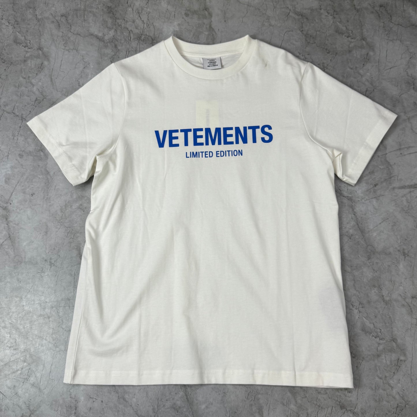 T-Shirt Vetements - 02