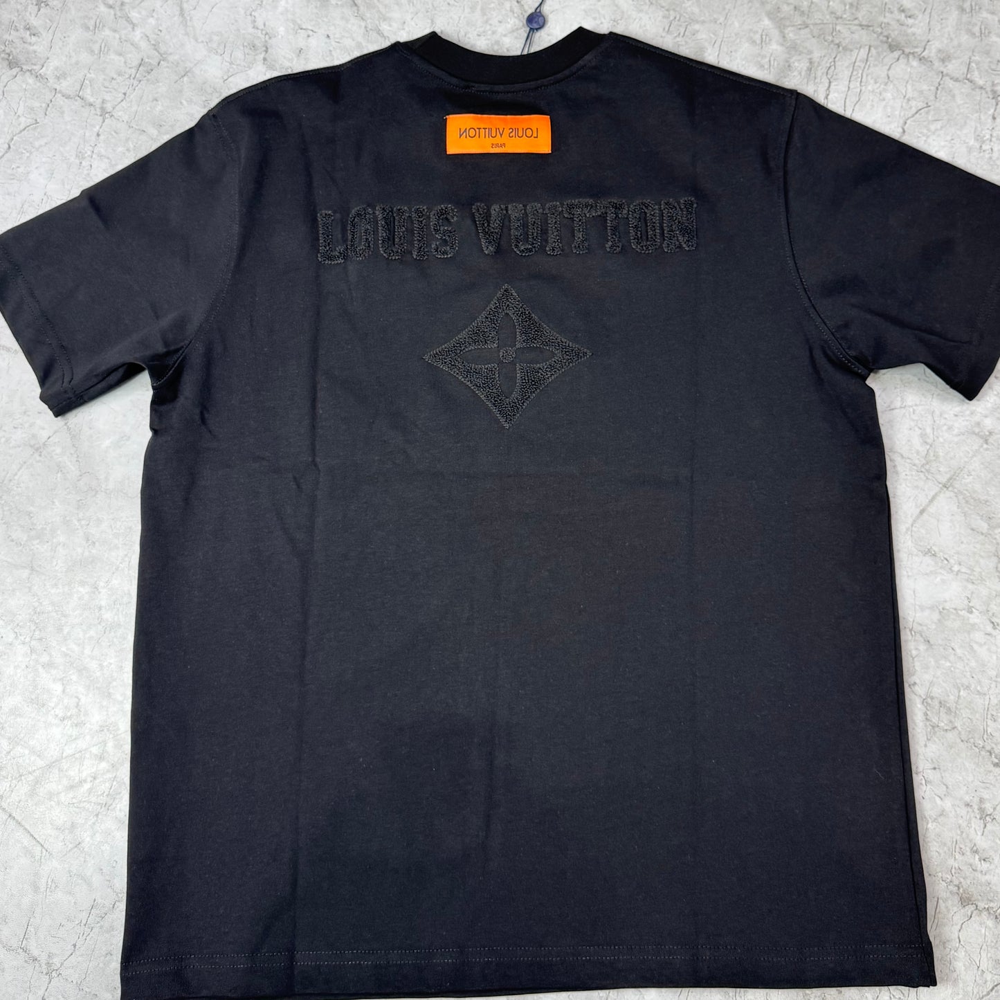 T-Shirt LV- 06