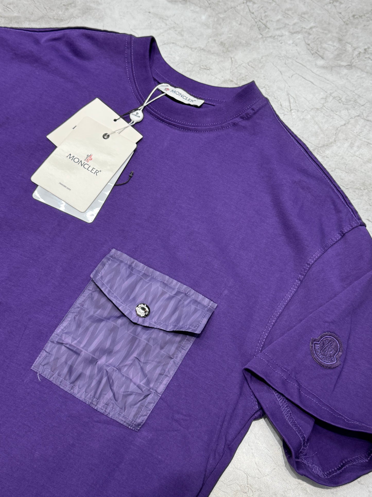 Moncler T-shirt