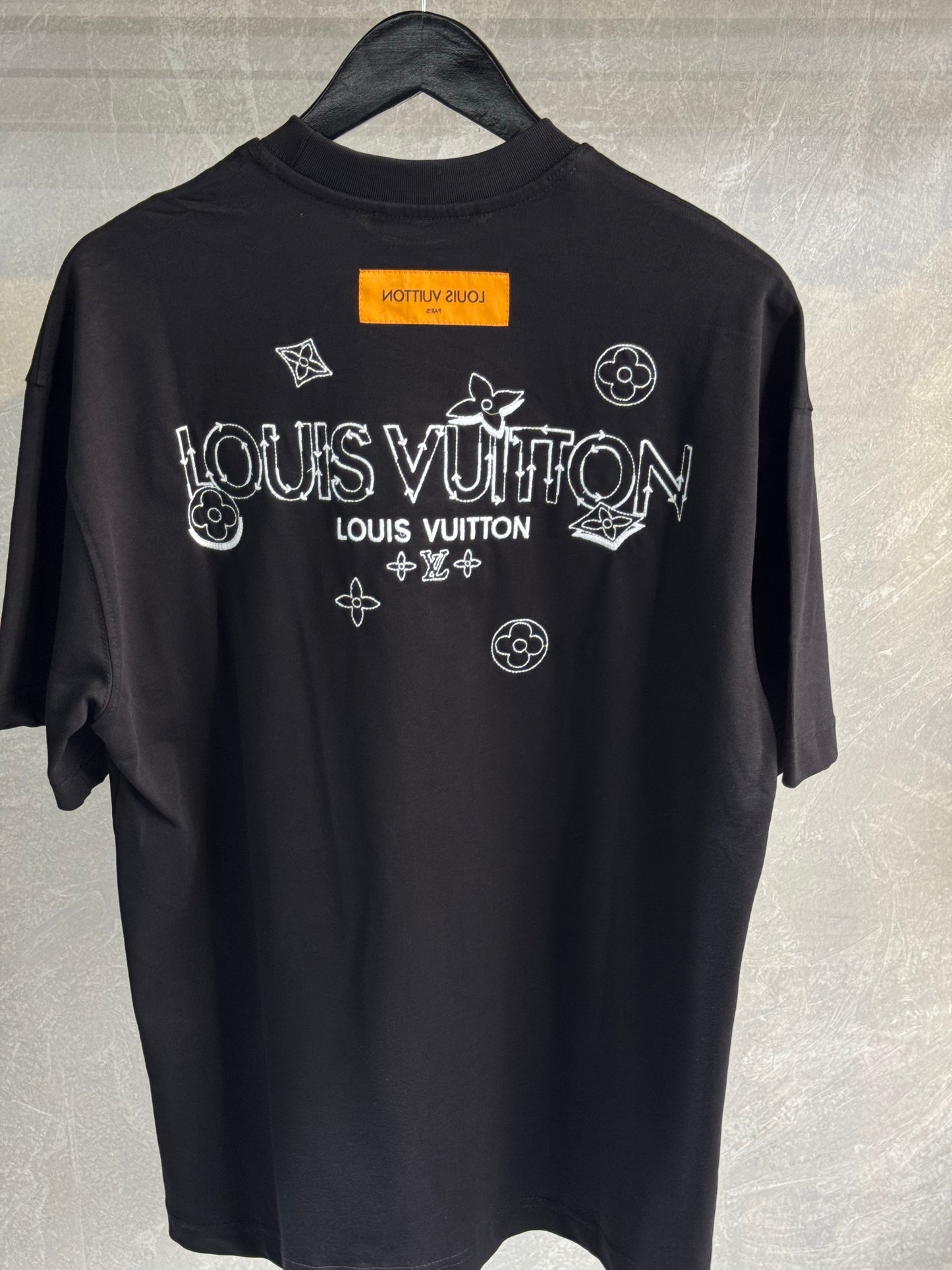 Louis Vuitton T-shirt Black LV