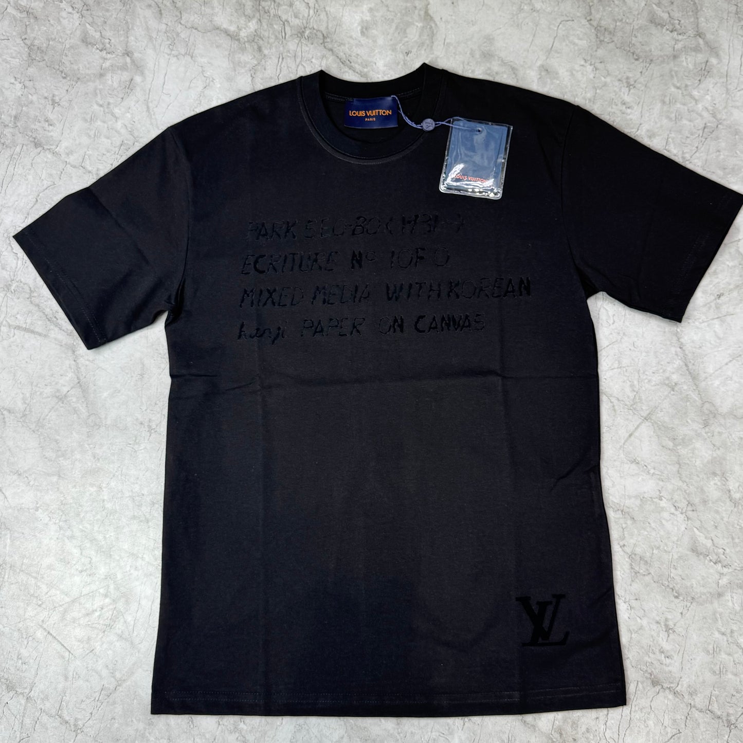 T-Shirt LV- 01