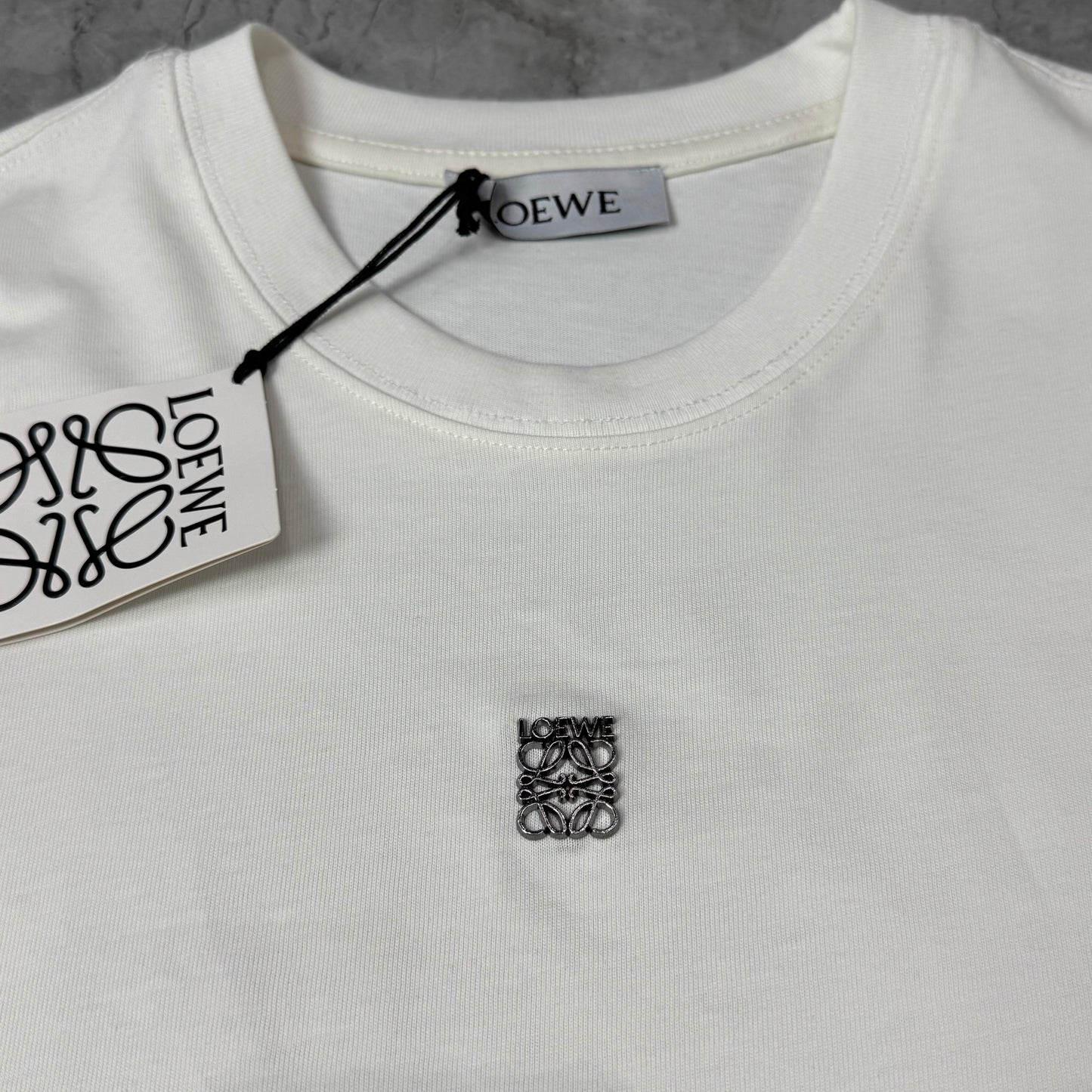 T-Shirt Loewe - 02