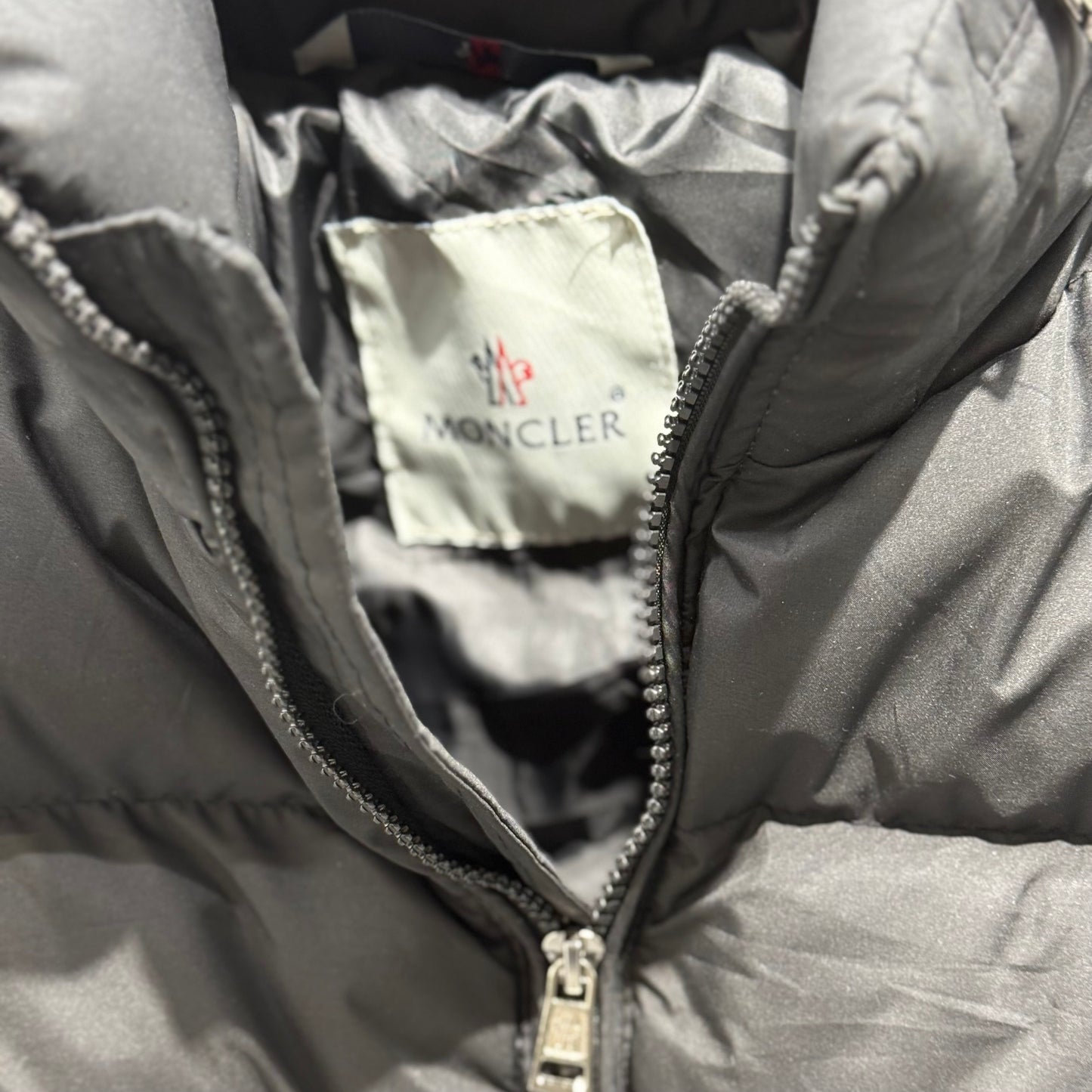 Moncler Solayan Hooded Short Down Jacket