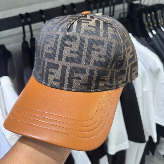 Καπέλο Fendi - 01