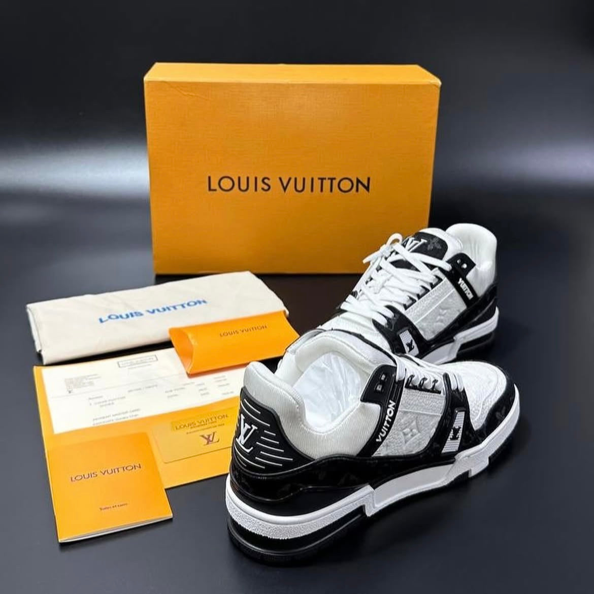 Sneaker Louis Vuitton Black