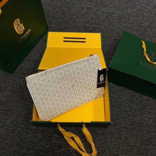 Goyard pouch - 02